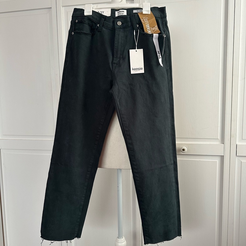 The slim high rise kensie jeans